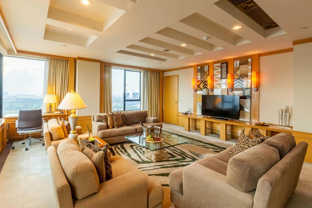 khách sạn gần Nguyễn Huệ